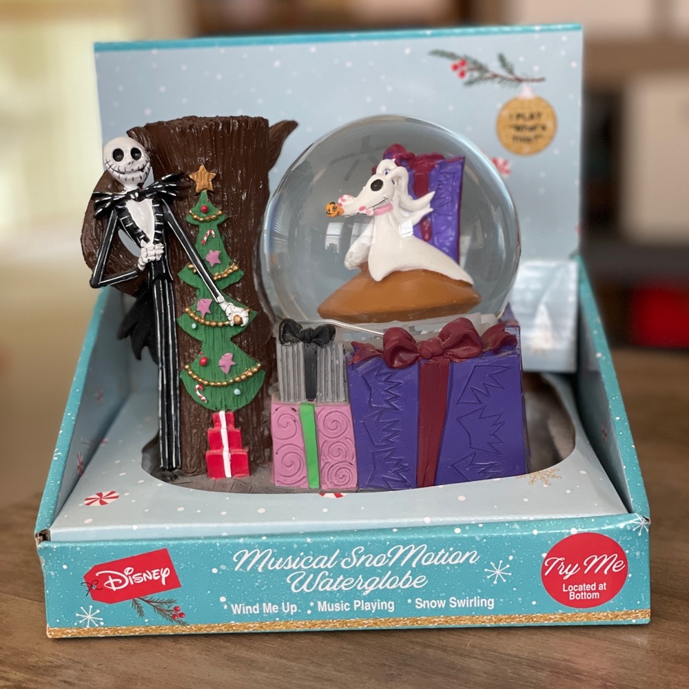 Nightmare Before Christmas Jack  ,Zero Snow Globe Water christmas tree presents